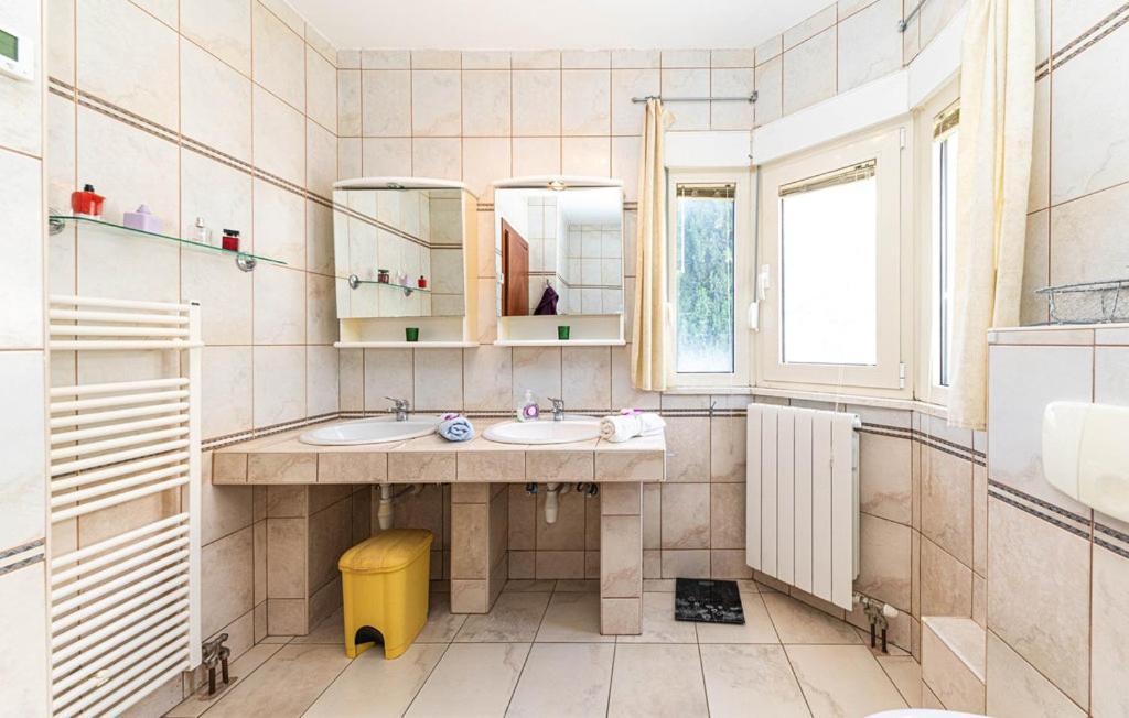 Luksuzna Villa Sa Privatnim Unutarnjim Bazenom Villa Garden Ποντστράνα Εξωτερικό φωτογραφία