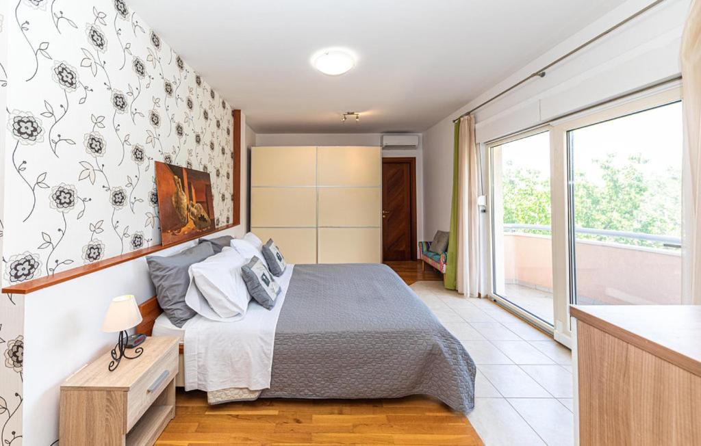 Luksuzna Villa Sa Privatnim Unutarnjim Bazenom Villa Garden Ποντστράνα Εξωτερικό φωτογραφία