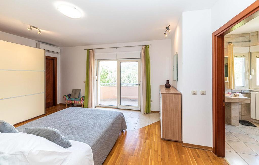 Luksuzna Villa Sa Privatnim Unutarnjim Bazenom Villa Garden Ποντστράνα Εξωτερικό φωτογραφία